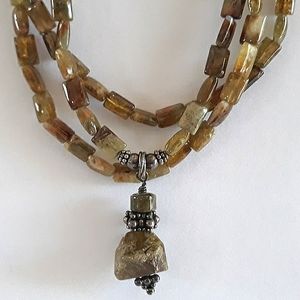 *Bead Chicks 3-Strand Grossular Garnet Pendant Necklace